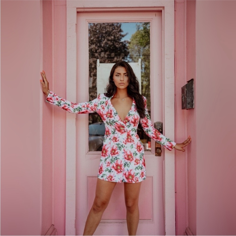 NWT ALICE + OLIVIA Latoya Tea Floral Crepe Tailored Mini Blazer Dress 2